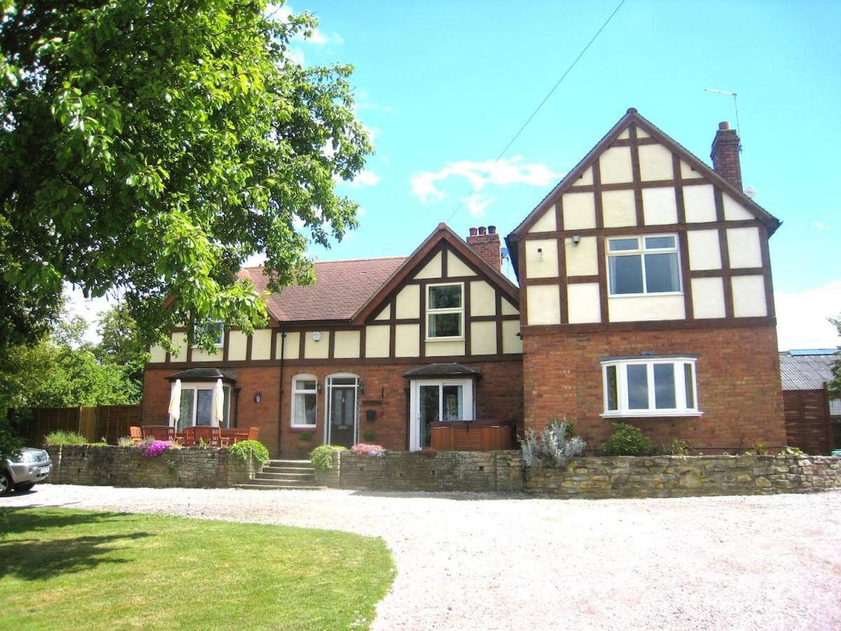 Arden Hill Farmhouse - Hot Tub, Snooker Table, Sleeps 16 Стретфорд-на-Ейвоні Екстер'єр фото