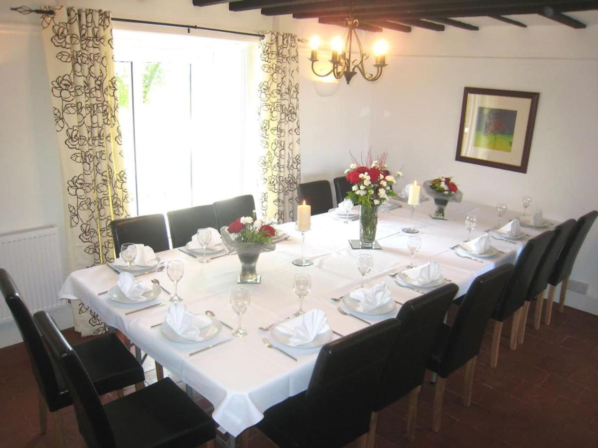 Arden Hill Farmhouse - Hot Tub, Snooker Table, Sleeps 16 Стретфорд-на-Ейвоні Екстер'єр фото
